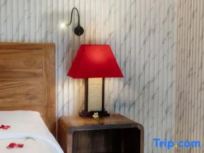 Amoya Inn - 128