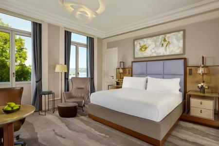 The Ritz-Carlton de la Paix, Geneva - 6