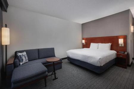 Courtyard by Marriott Denver Central Park - 27