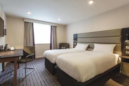 Premier Inn - Prestwich - 28