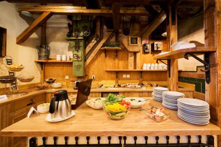 Selsky Dvur - Bohemian Village Courtyard - 10