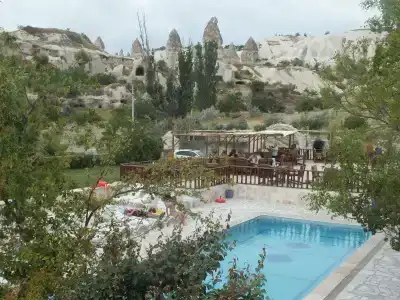 Holiday Cave - 15