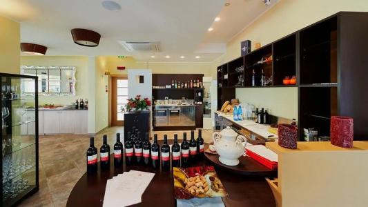 Bolgheri Marina Resort - 9