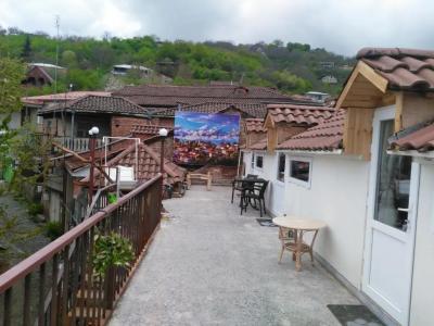 Three Gracia - 23