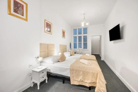 Downtown Bratislava B&B - 38