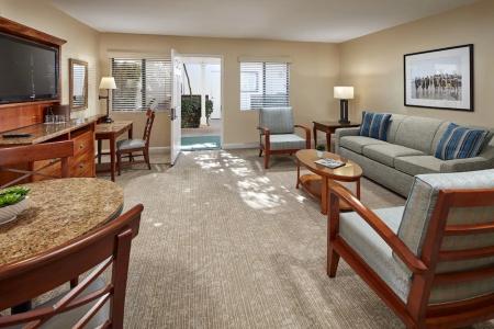 Glorietta Bay Inn - 87