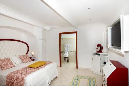 Eden Roc Suites - 79