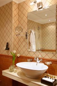 Premier Luxury Mountain Resort - 9