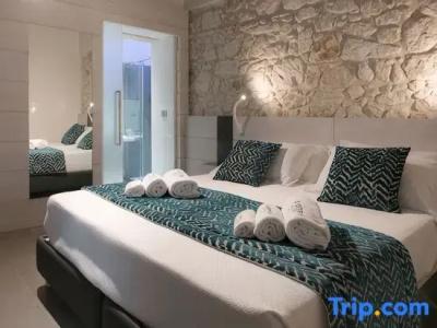Caportigia Boutique - 152