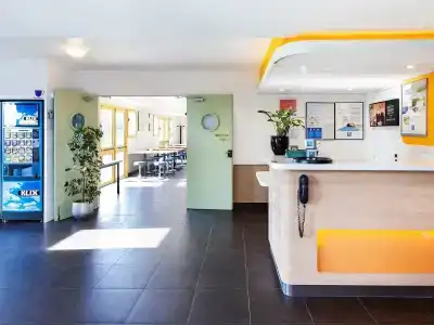 ibis budget - 1