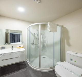315 Riccarton - 53