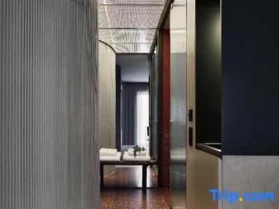 The Newel Metaxourgeio - 45
