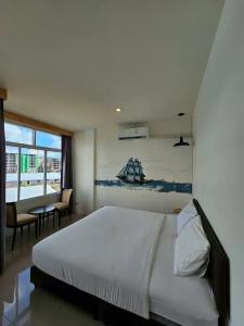Check In Hostel at Naiyang Beach - 25
