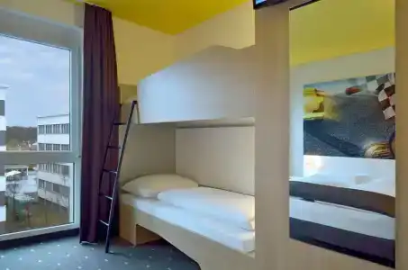 B&B Stuttgart-Zuffenhausen - 31
