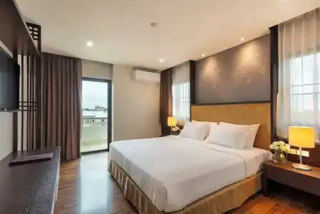 The Grand Napat - 83