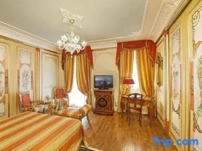 Regina Palace - 50