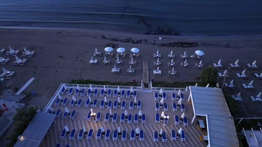 Mediterranean Beach Resort - 31