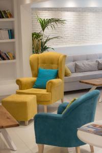 Polis Boutique - 13