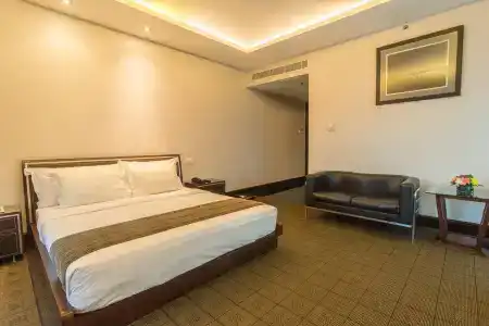 Manhattan Jakarta - 2