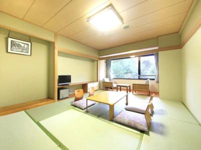 Evergreen Fuji - 5