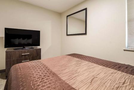 Quality Inn & Suites Dallas-Cityplace - 50