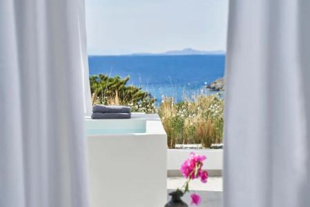 Mr. and Mrs. White Tinos - 164