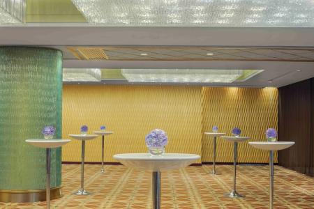 Radisson Blu Shanghai New World - 34