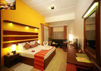 Avenra Beach Hikkaduwa - 0