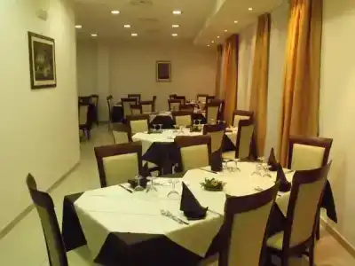Ai Pini - 13