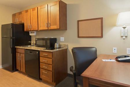 Candlewood Suites, an IHG - 41