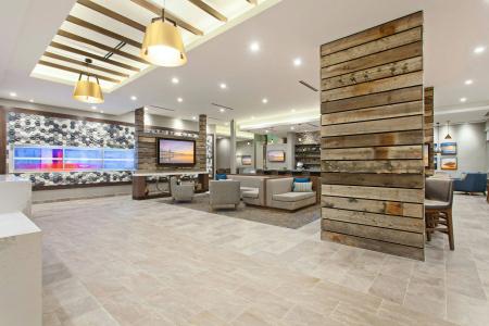 SpringHill Suites by Marriott Orange County - 23