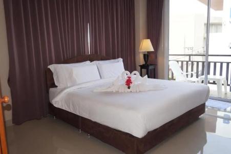 Kata Beachwalk and Bungalows - 46