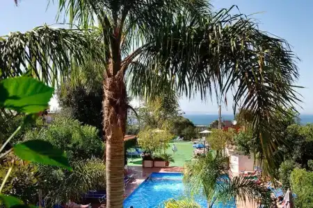 Comfort Gardenia Sorrento Coast - 35