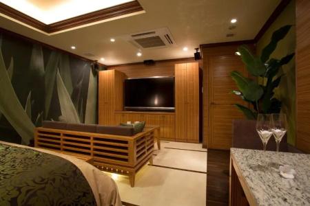 and Spa Lotus Modern (Adult Only) - 55