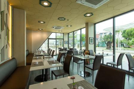 Best Western Prime Square - 16