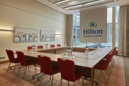 Hilton Frankfurt Airport - 41