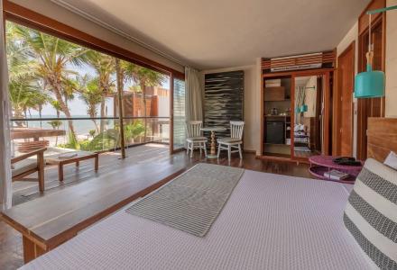 Mi Amor a Colibri Boutique-Adults Only - 6