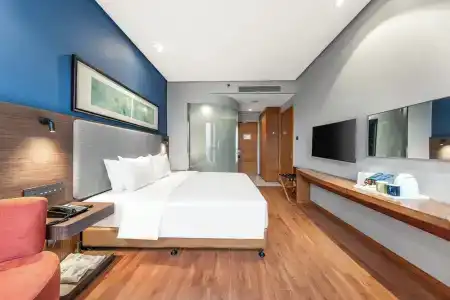 Holiday Inn Express Chongqing Guanyinqiao , an IHG - 87