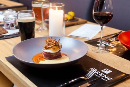 Ferenc & Restaurant - 11