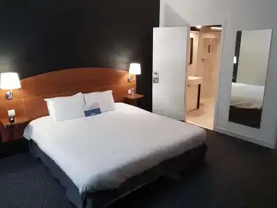 Kyriad Clermont Ferrand Centre - 75