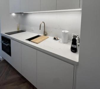 Burleigh Beach Tower - 242