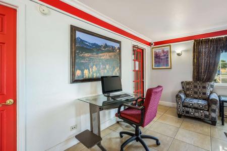 Americas Best Value Inn Denver - 6