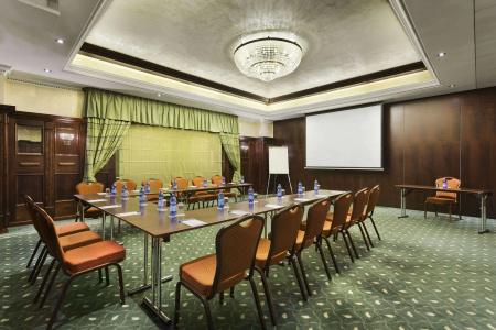 Ramada & Suites by Wyndham Bucharest North - 14