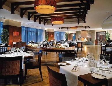 Fota Island and Spa - 10