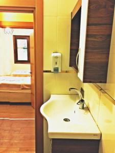 Feza Otel - 35