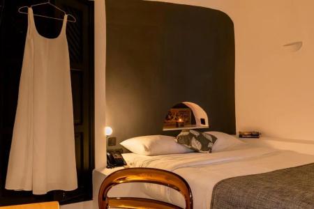 Pearl of Caldera Oia - Boutique by Pearl Collection - 211