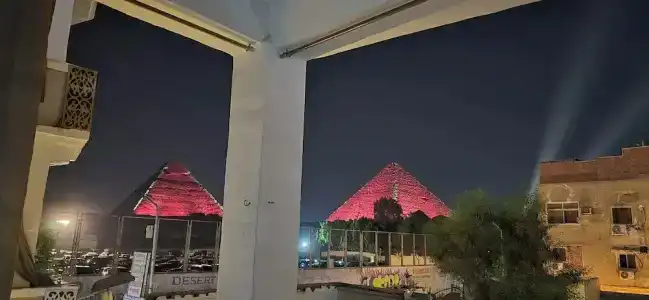 Pyramids View - 92