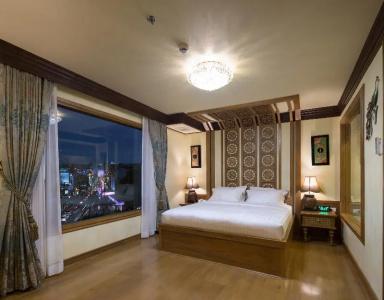 Peak Nimman Prestige - 37