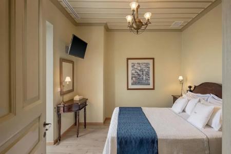 Four Seasons Hydra Luxury Suites - 1