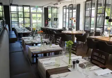Courtyard by Marriott Wiesbaden-Nordenstadt - 11